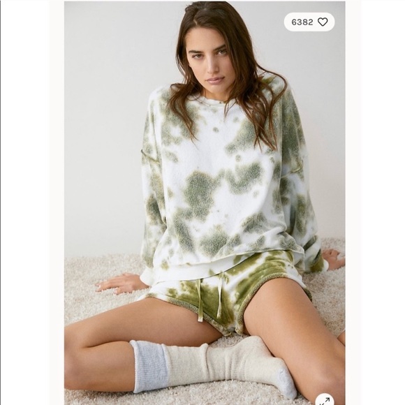 Free People Kelly Set XS NWT Sweatshirt Shorts Washed Tie Dye Knit Loungewear - Picture 3 of 16
